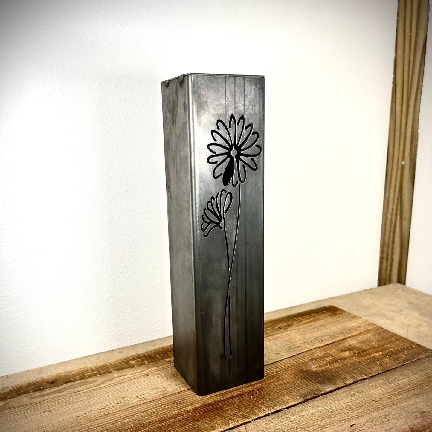 DEFECT - Daisies Pillar Luminary w/ Solar Cap | 12 - inch - defect - Northern Forge, LLC