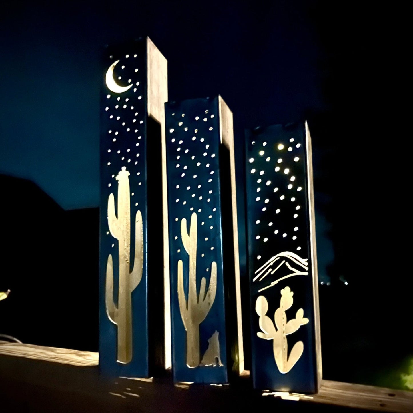 DISCONTINUED - 3 - Pack Desert Pillar Luminary w/ Solar Cap - defect - Northern Forge, LLC