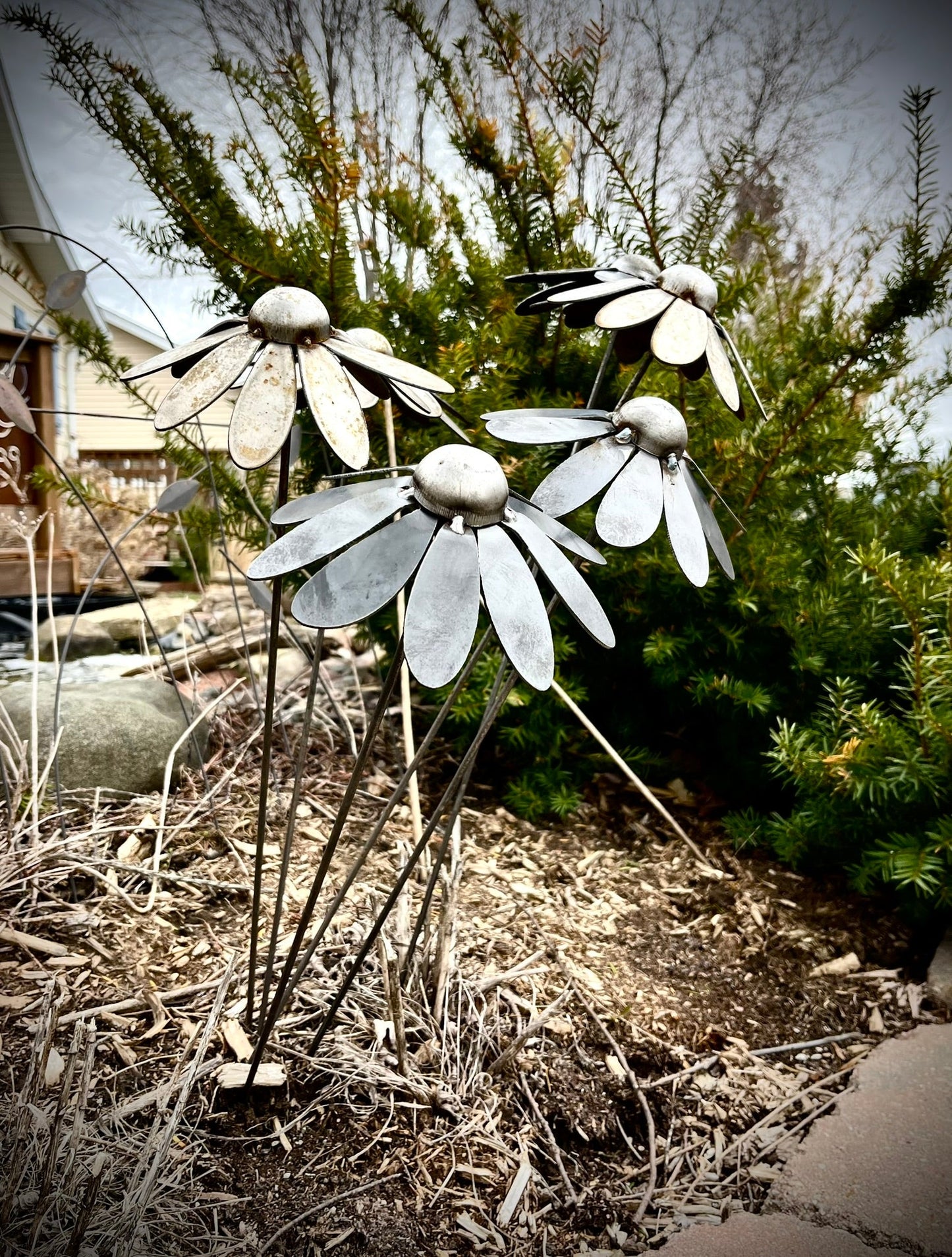Metal Black - eyed Susan Flowers - black eyed susan yard art - black - eyed susan flowers - Northern Forge, LLC