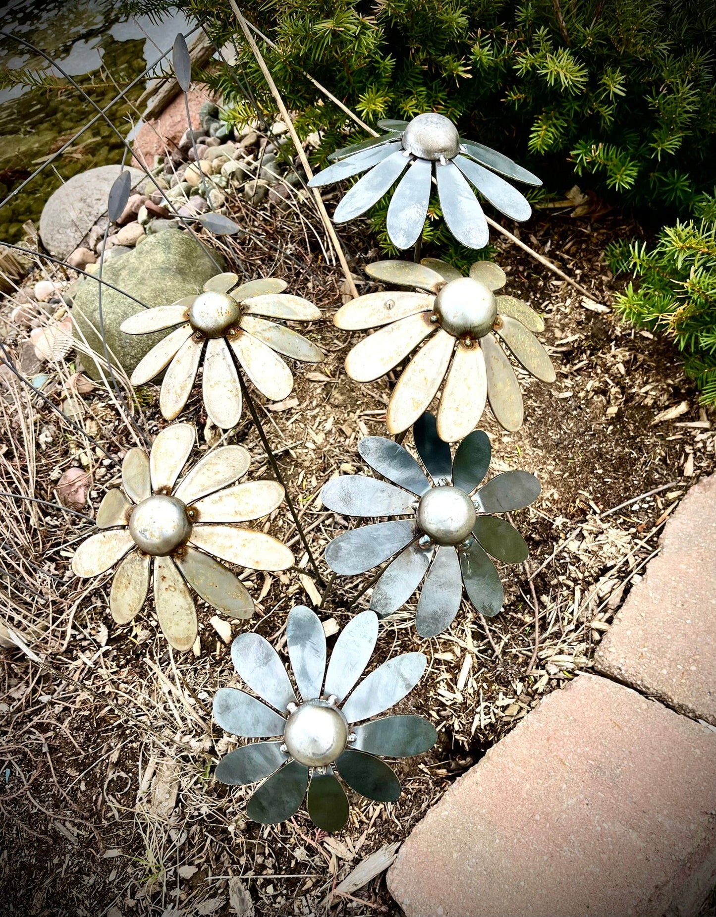 Metal Black - eyed Susan Flowers - black eyed susan yard art - black - eyed susan flowers - Northern Forge, LLC