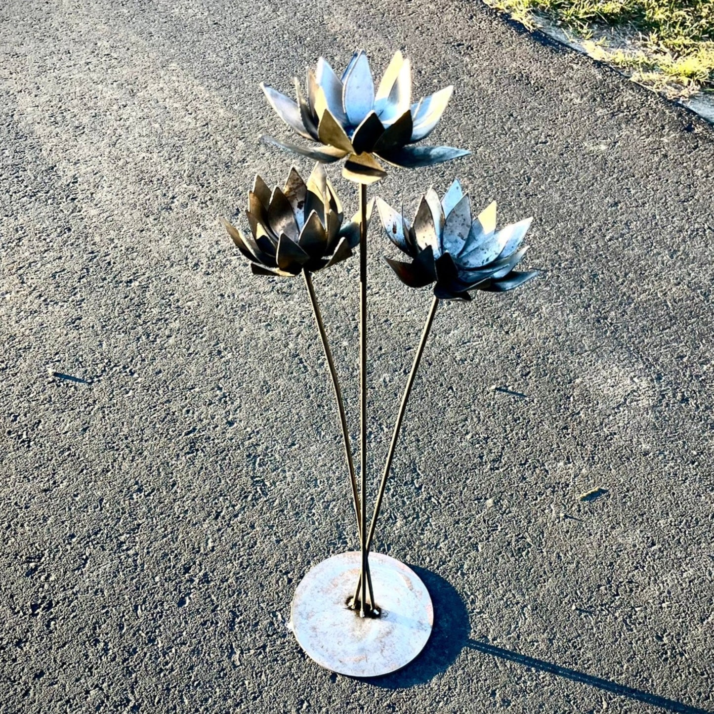 Metal Lotus Flowers - garden - garden art - Northern Forge, LLC