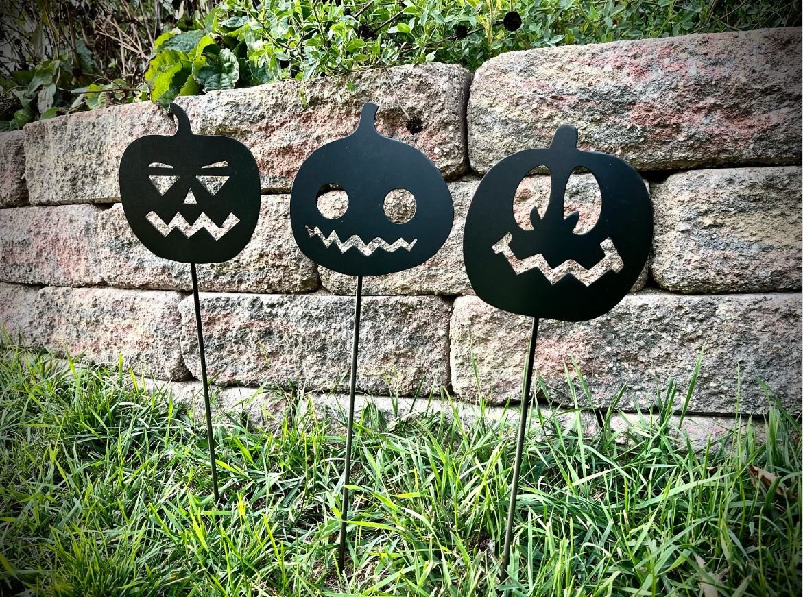 3 - Pack Metal Halloween Jack - O - Lanterns Yard Stakes - bird art - cat decor - Northern Forge, LLC