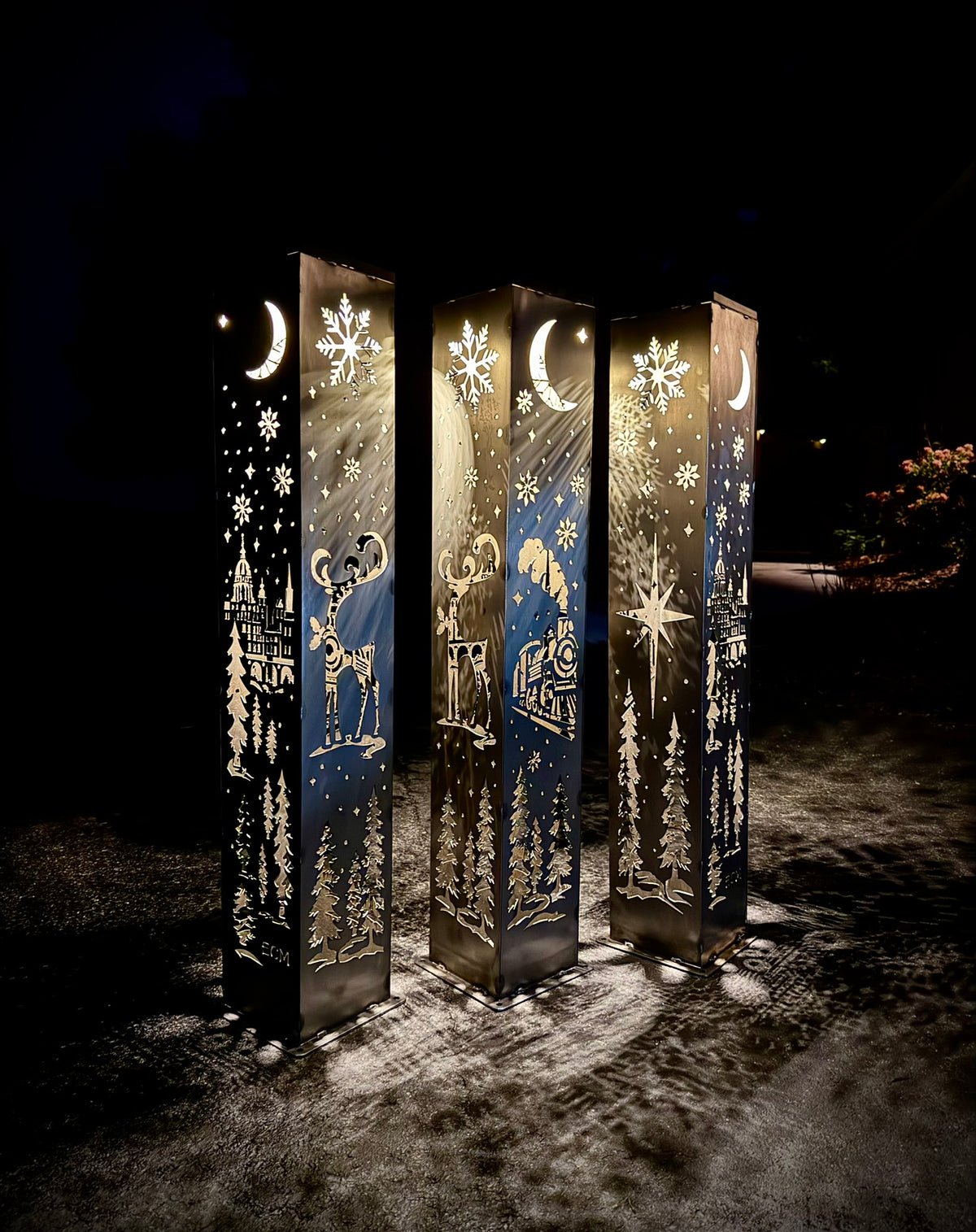 Limited Edition European Christmas Market Solar Pillar - Steel (Corten Available)