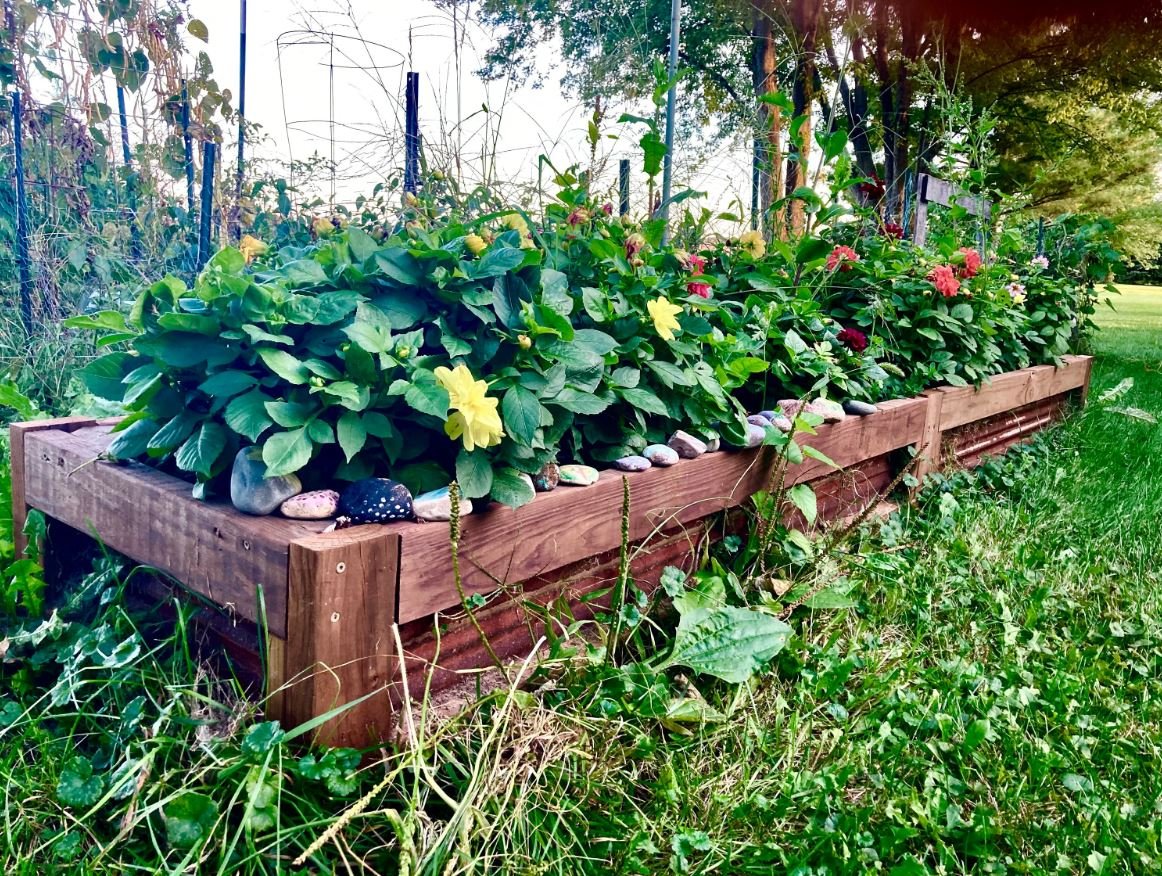 Corrugated Raised Planter Box DIY Build Plans, Shallow Flower Bed - Build Plans - corrugated planter box - Northern Forge, LLC