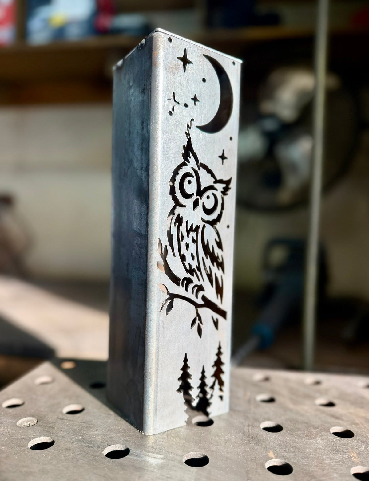 DEFECT - Night Owl Pillar Luminary w/ Solar Cap | 11-inch - defect - Northern Forge, LLC