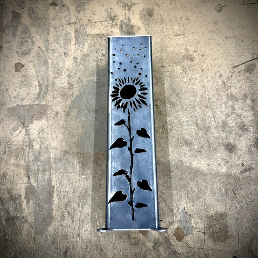 DEFECT - Sunflower Pillar Luminary w/ Solar Cap | 12 - inch - defect - Northern Forge, LLC