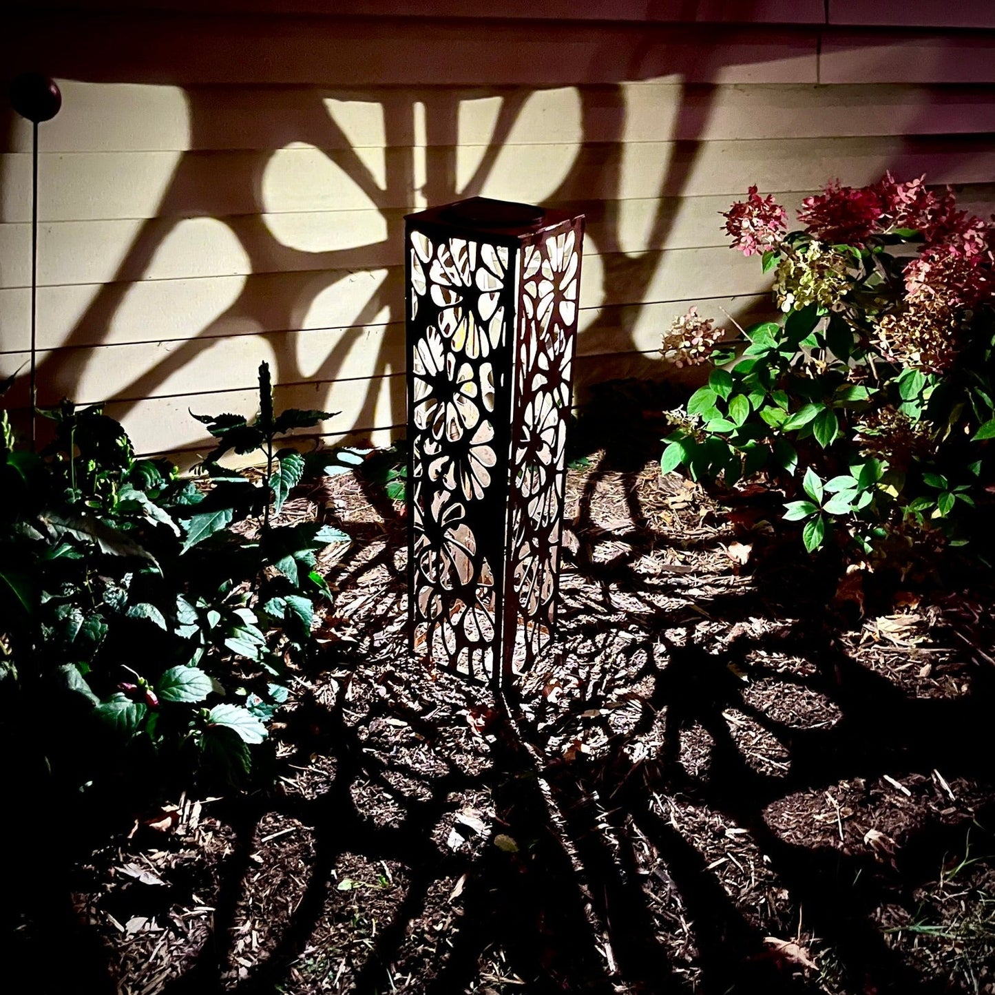 Floral Burst Steel Luminary Pillar | 24 in. - flower pillar - landscape lighting - Northern Forge, LLC