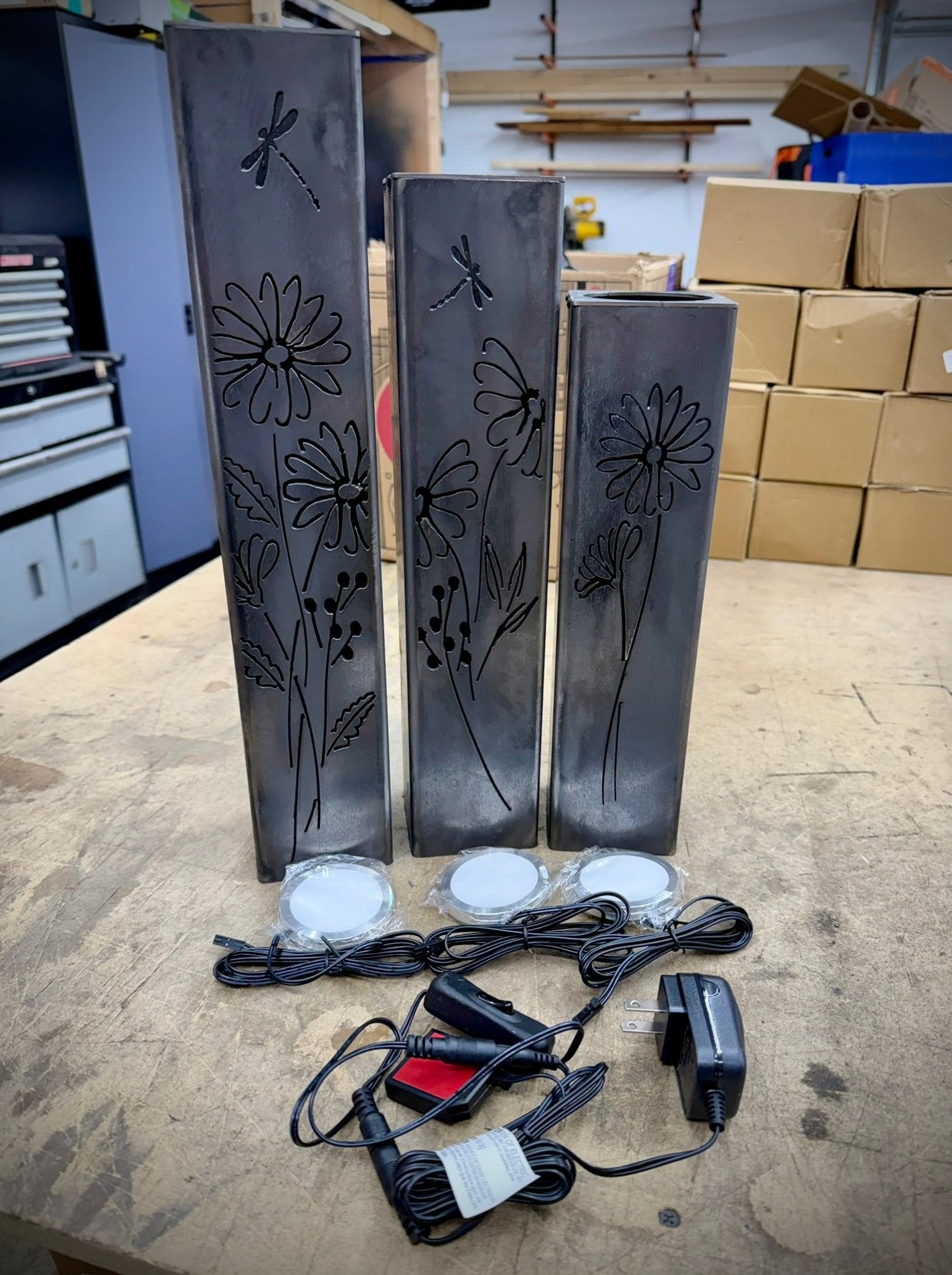 Glowing Daisies Indoor Luminary | Multiple Sizes - daisy decor - daisy lights - Northern Forge, LLC