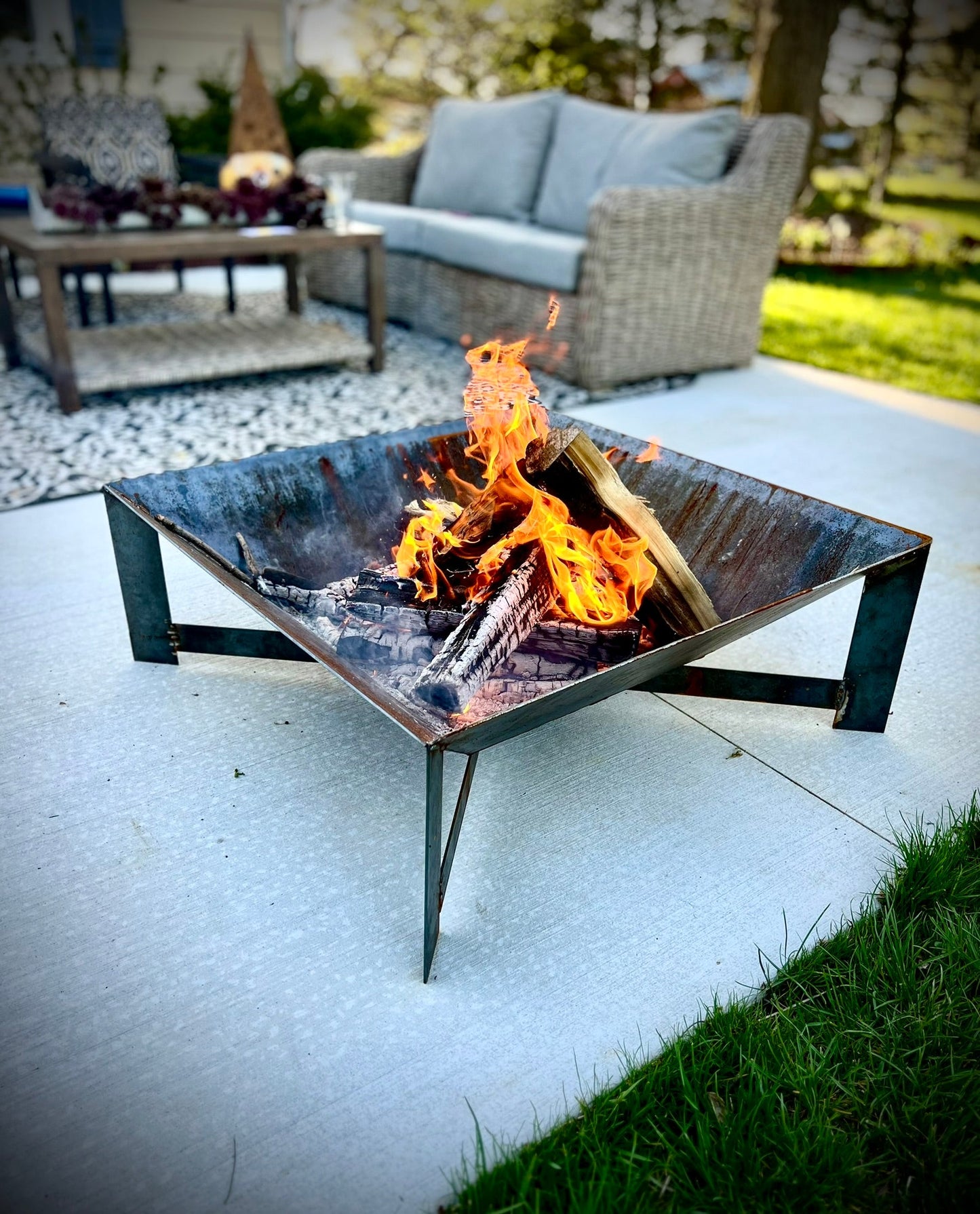 Modern Metal Outdoor Fire Pit - Multiple Sizes - fire pit - firepit - Northern Forge, LLC