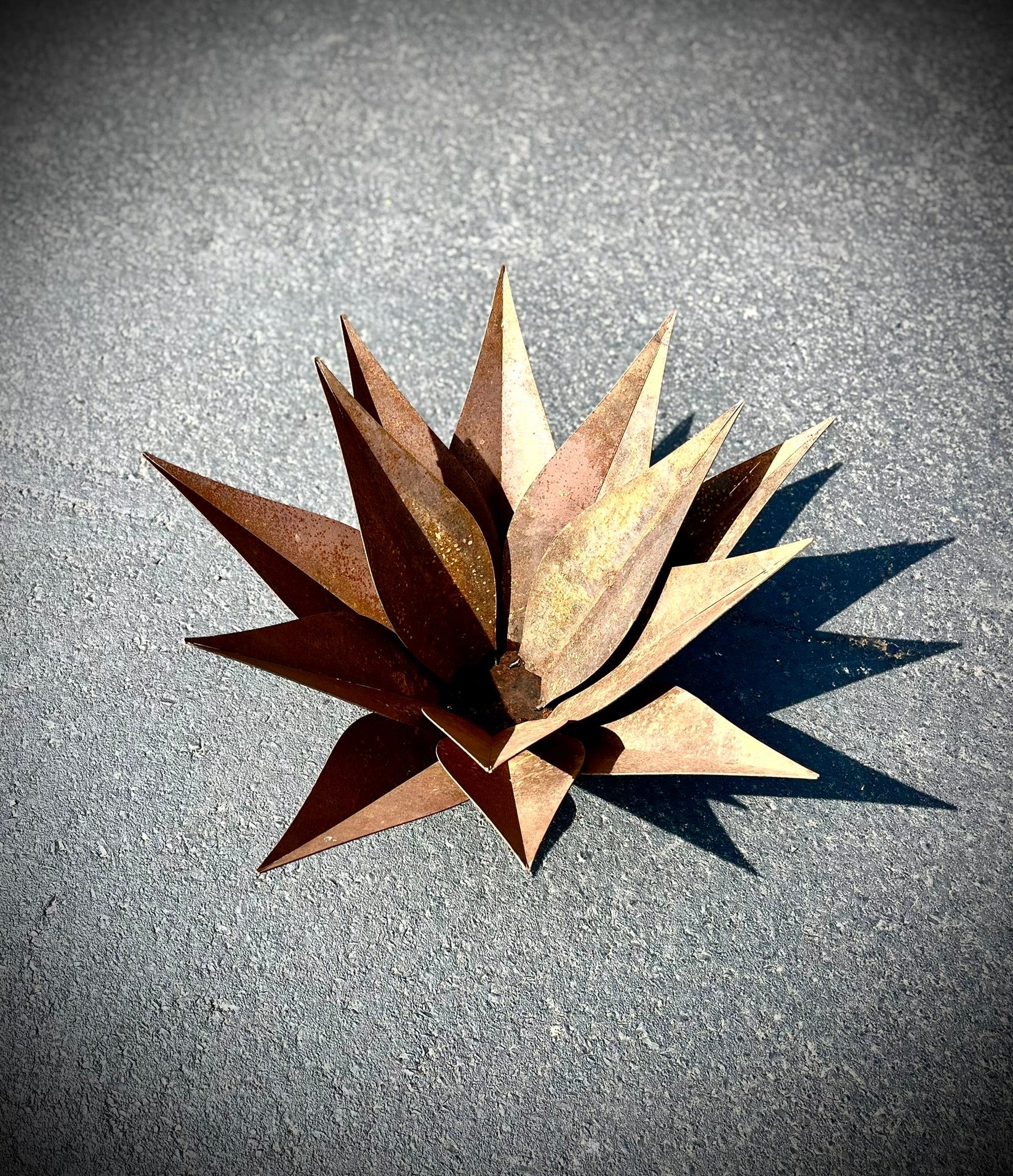 Steel Agave Plant - garden - garden art - Northern Forge, LLC